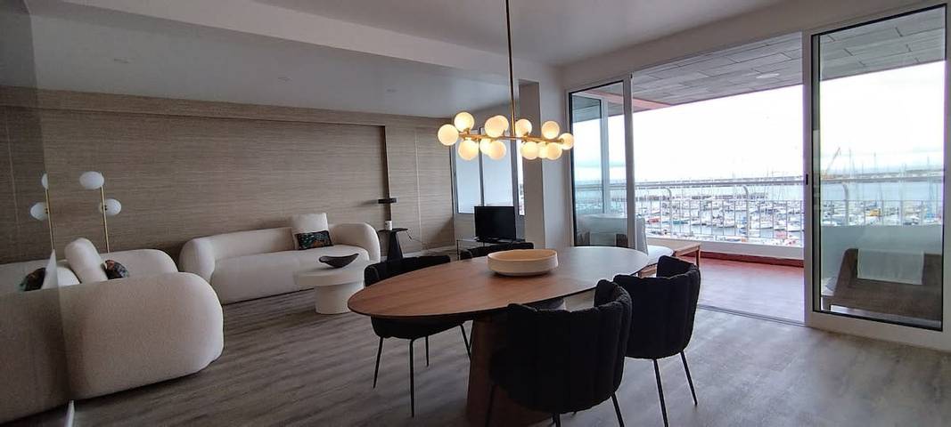 Apartamento de férias para 5 pessoas, com varanda em Ponta Delgada