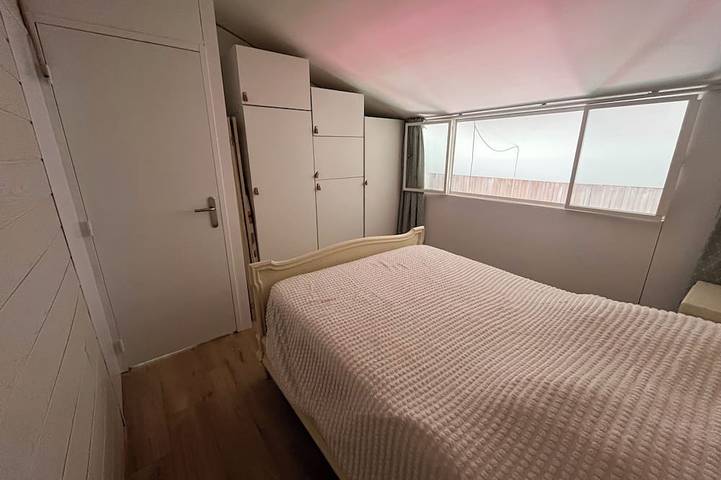 Gîte pour 7 personnes, avec terrasse dans Plage de l'Argentière - 4