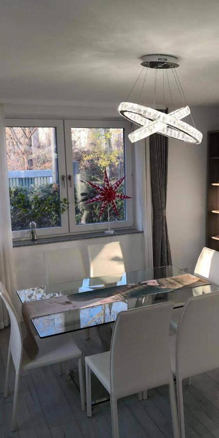 Traumhafte Ferienwohnung mit drei Schlafzimmer in Wiesbaden, Südhessen
