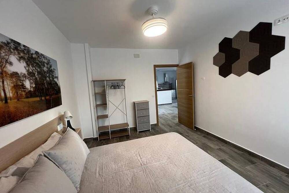 Country House 'Villa Con Piscina Cerca De Sevilla' with Private Pool, Wi-Fi and Air Conditioning in Hacienda de Tarazona, La Rinconada