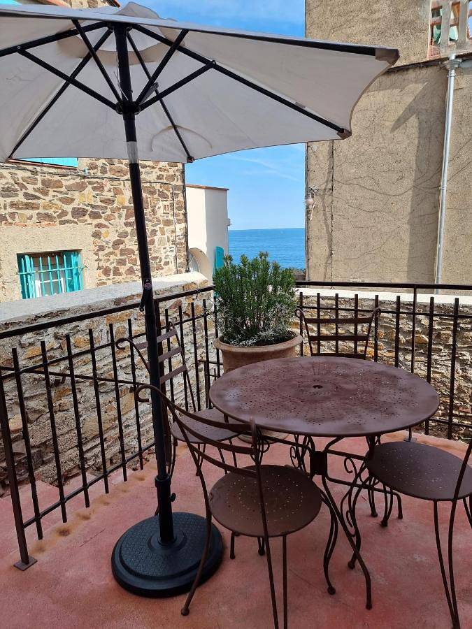 Gîte pour 4 personnes, avec terrasse et vue dans Eglise Notre Dame Des Anges De Collioure - 2