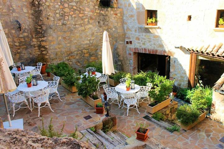 Casa rural para 2 personas, con Terraza además de Jardín y Vistas en Provincia de Guadalajara