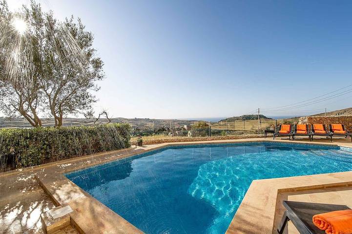 Villa für 16 Personen, mit Balkon und Garten sowie Sauna und Pool - 1