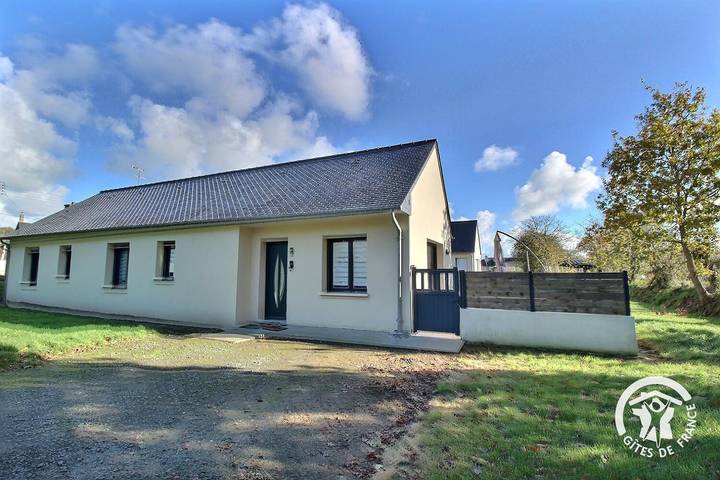 Gîte pour 4 personnes, avec terrasse et jardin, animaux acceptés à Plourhan - 2