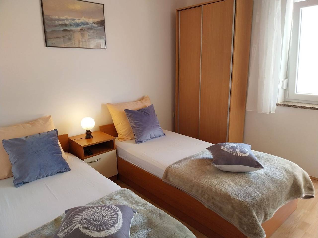 Ganze Wohnung, Two-Bedroom Apartment in Metajna, Pag