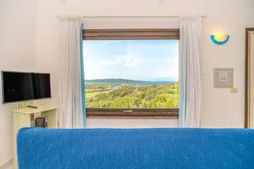 Apartment for 6 People in Barrabisa, Gallura, Photo 3