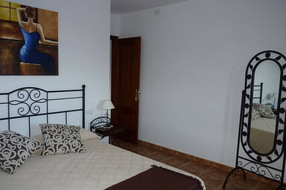 Vivienda Vacacional rural Isla La Palma Canarias,trekking,volcanes,playa, 8Pax in Monte de Breña, Villa de Mazo