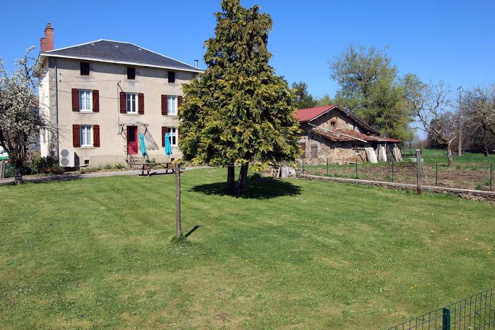 Gîte pour 10 personnes, avec Jardin