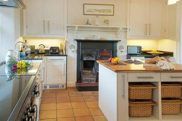 Cottage for 10 People in Embleton, Northumberland Coast, Photo 1