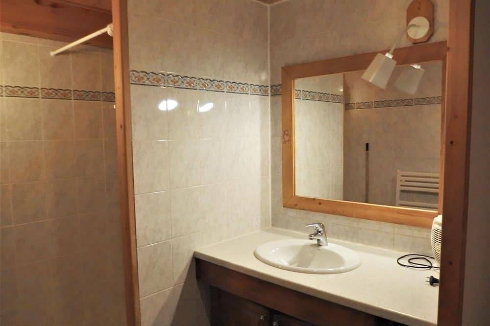 Appartement entier, Coquet appartement  dans une Ferme Savoyarde in Praz-sur-Arly, Pays du Mont-Blanc