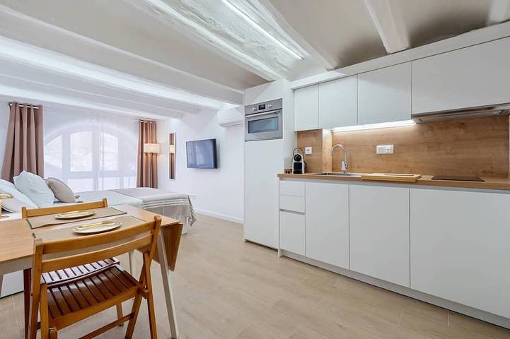 Holiday apartment for 2 people, with balcony - 1