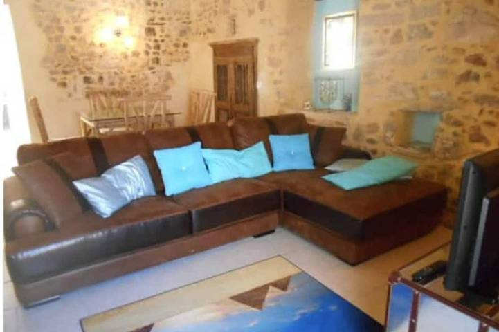 Location de vacances pour 6 personnes, avec terrasse et jacuzzi à Allègre-les-Fumades - 4