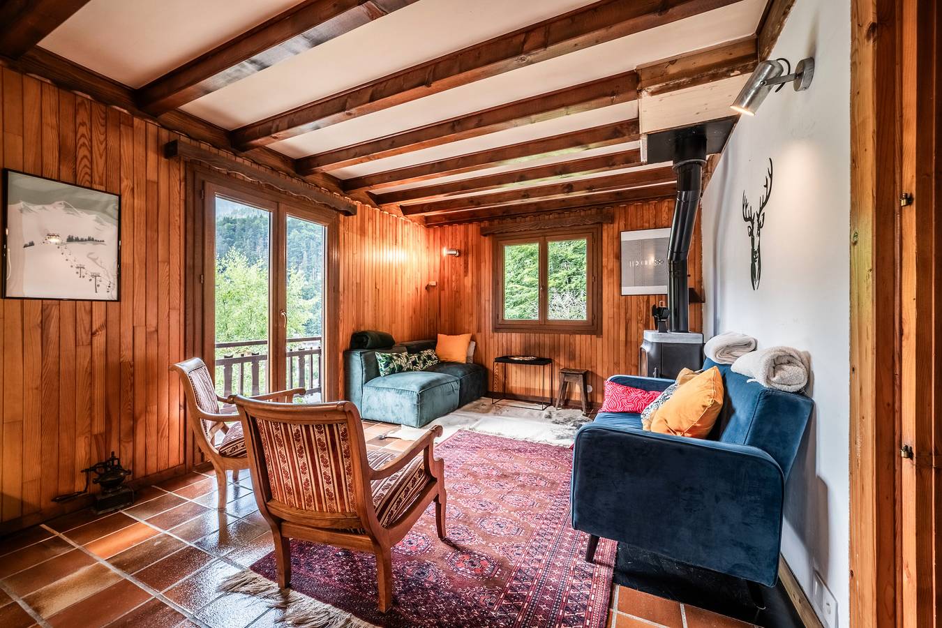 Chalet 'Chez Juju' con vistas a la montaña, terraza privada y Wi-Fi in Abondance, Les Portes du Soleil