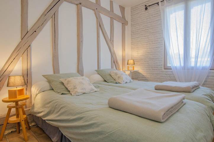 Gîte pour 2 personnes, avec Terrasse et Jardin dans Chamoy