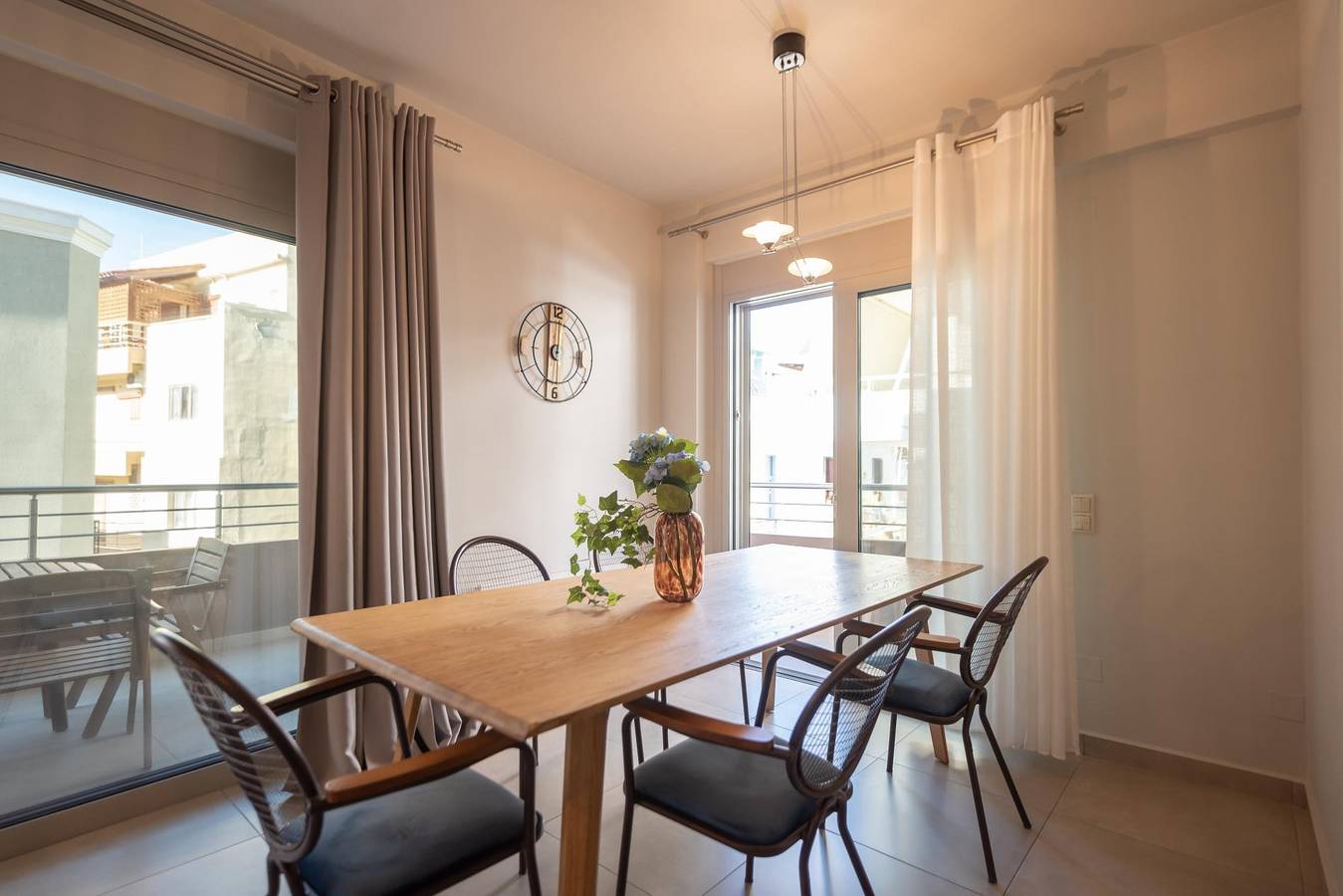 Ganze Wohnung, Ferienwohnung für 4 Personen mit Garten in Iraklio-Heraklion und Umgebung