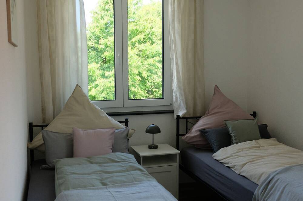 Ganze Wohnung, Wohnung mit 3 Schlafzimmern und Balkon in Ravensburg, Region Bodensee-Oberschwaben