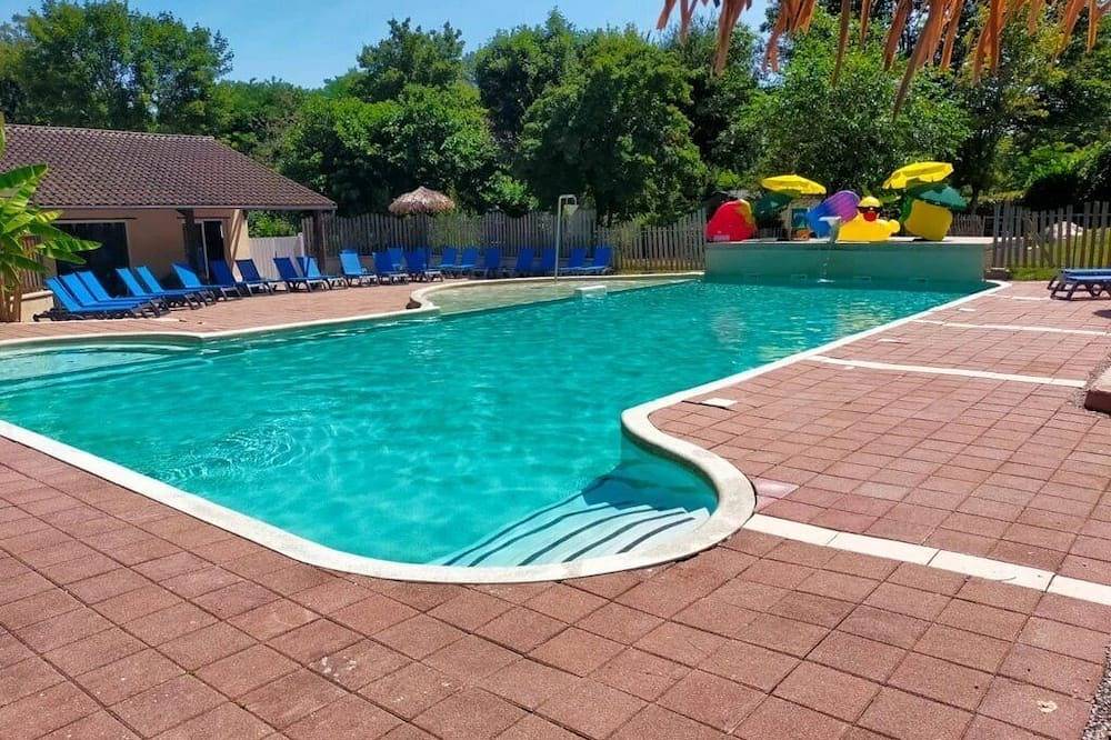 Zecamping 4* animé pataugeoire dog friendly cottage Tv 36m2 4 pers in Carennac, Lot