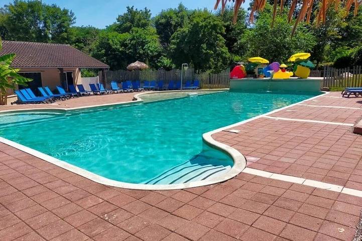 Camping pour 4 personnes