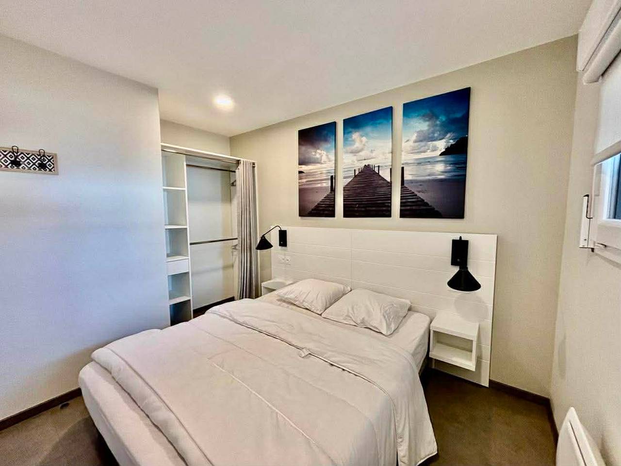 Entire apartment, 2-bedroom apartment, balcony, heated pool, beach access, pets allowed, parking in La Tranche-sur-Mer, Vendée