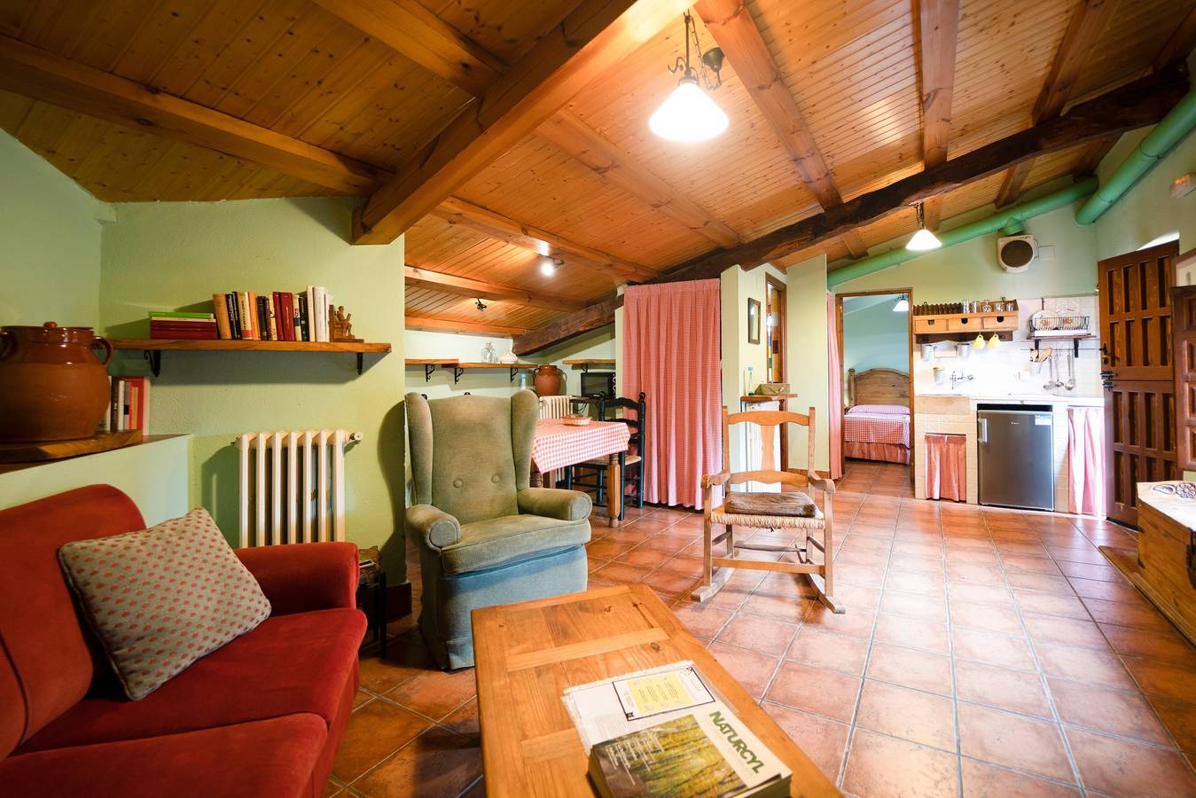 Casa rural 'La Casina' con vistas a la montaña y jardín privado in Castrejón de la Peña, Montaña Palentina
