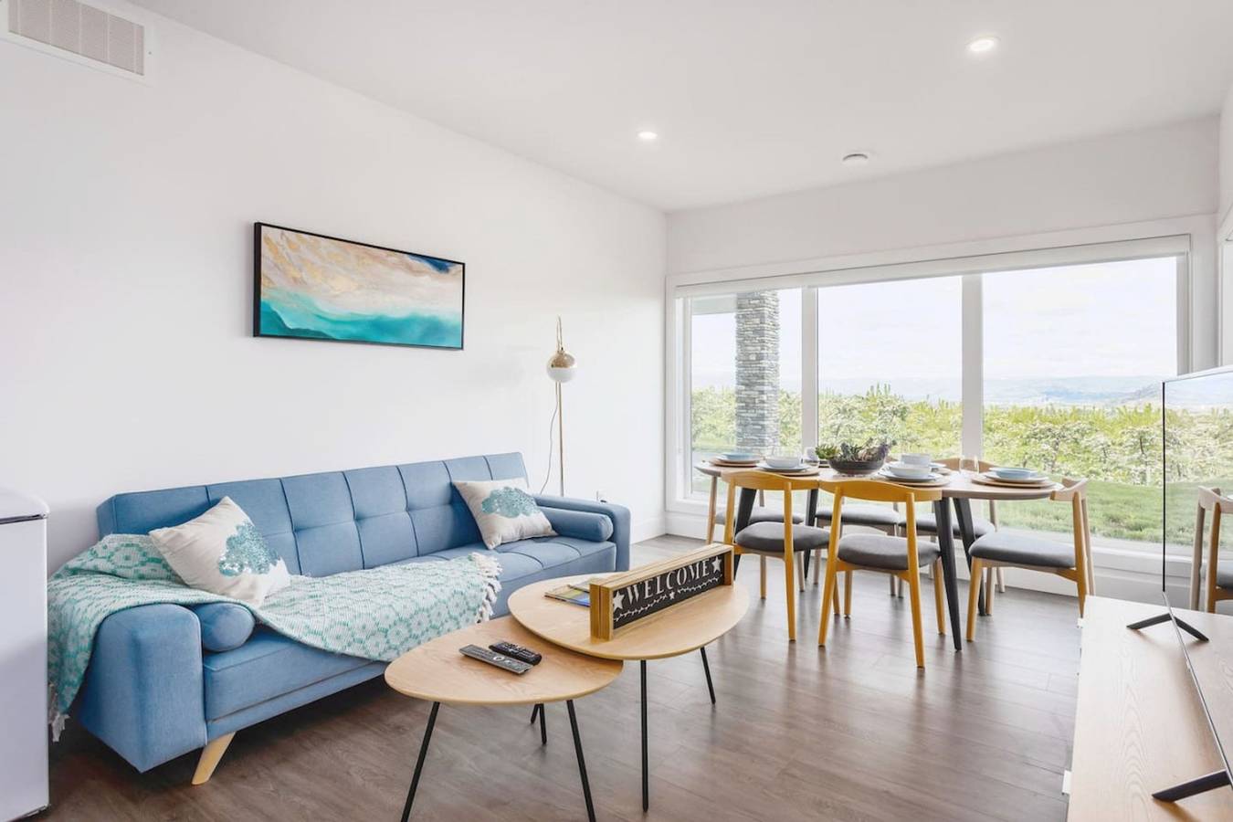 Apartamento entero, 2 King beds with En-suites/Orchard Views/Sleeps 5 in Kelowna, Central Okanagan