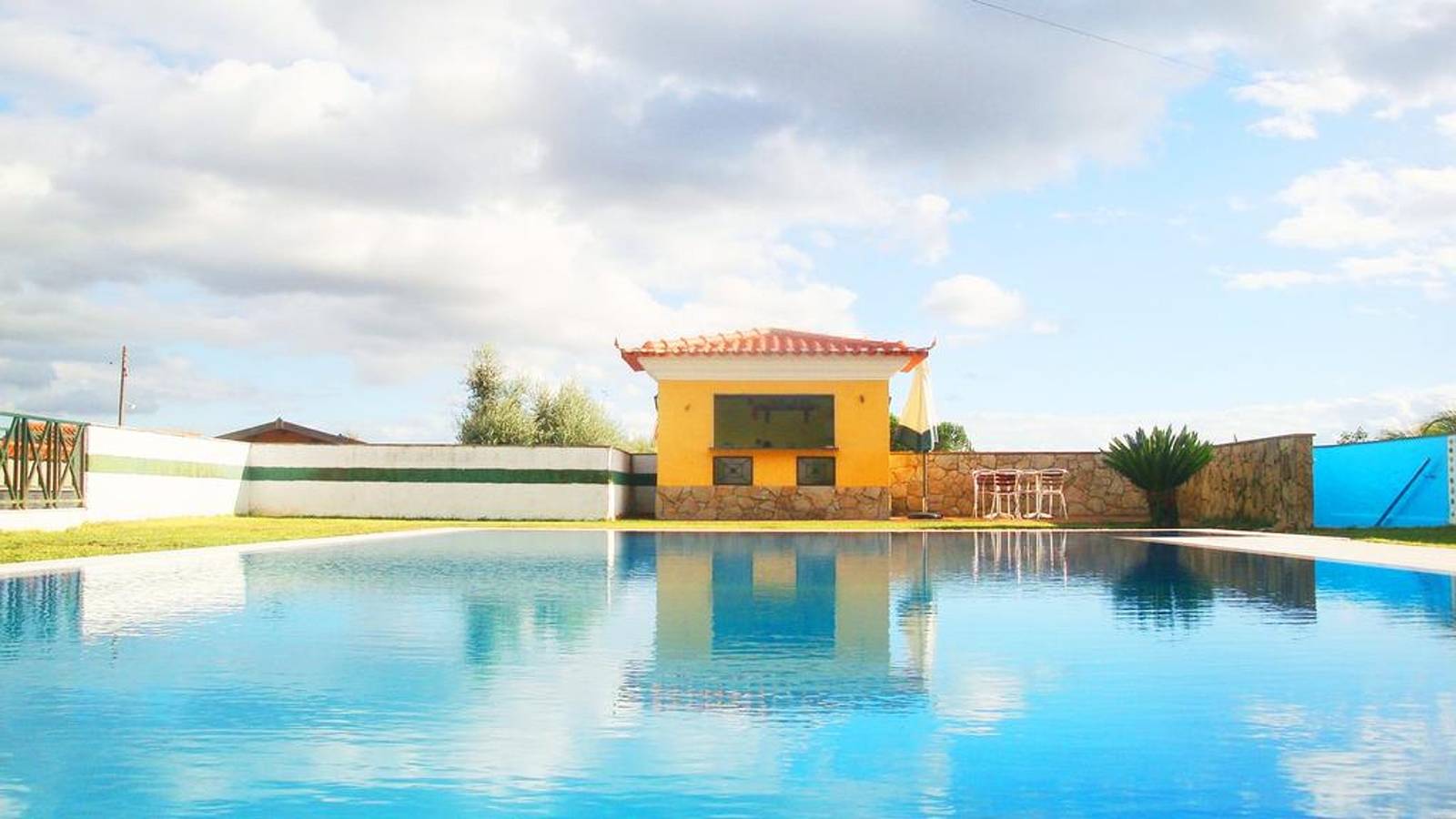 Retiro Relaxante em Vilar da Mó - Villa com Piscina Privada in Belver, Distrito de Portalegre