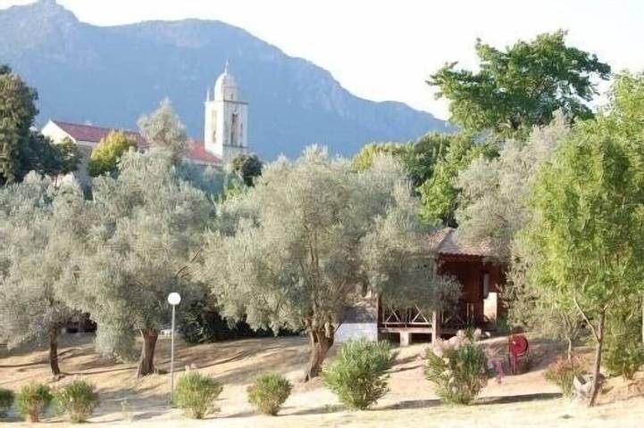 Gîte pour 2 personnes, avec piscine et jardin à Grosseto-Prugna - 4
