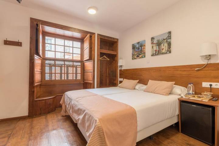 Alojamiento y desayuno para 2 personas en La Palma