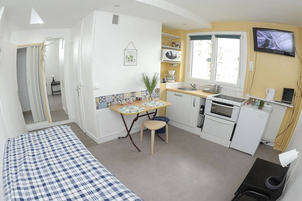 Apartamento entero, Studio Cosy et Fonctionnel, Proche de Paris in Villeneuve-la-Garenne, Altos del Sena