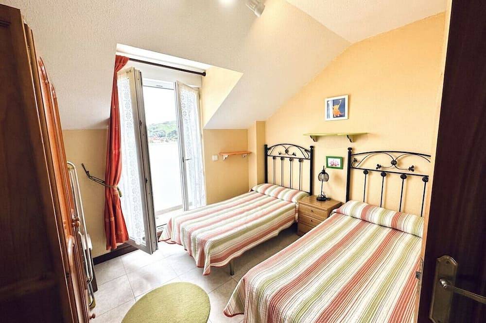 Ganze Wohnung, Apartamento con vistas - La Arena 4612 in Arnuero, Kantabrische Küste