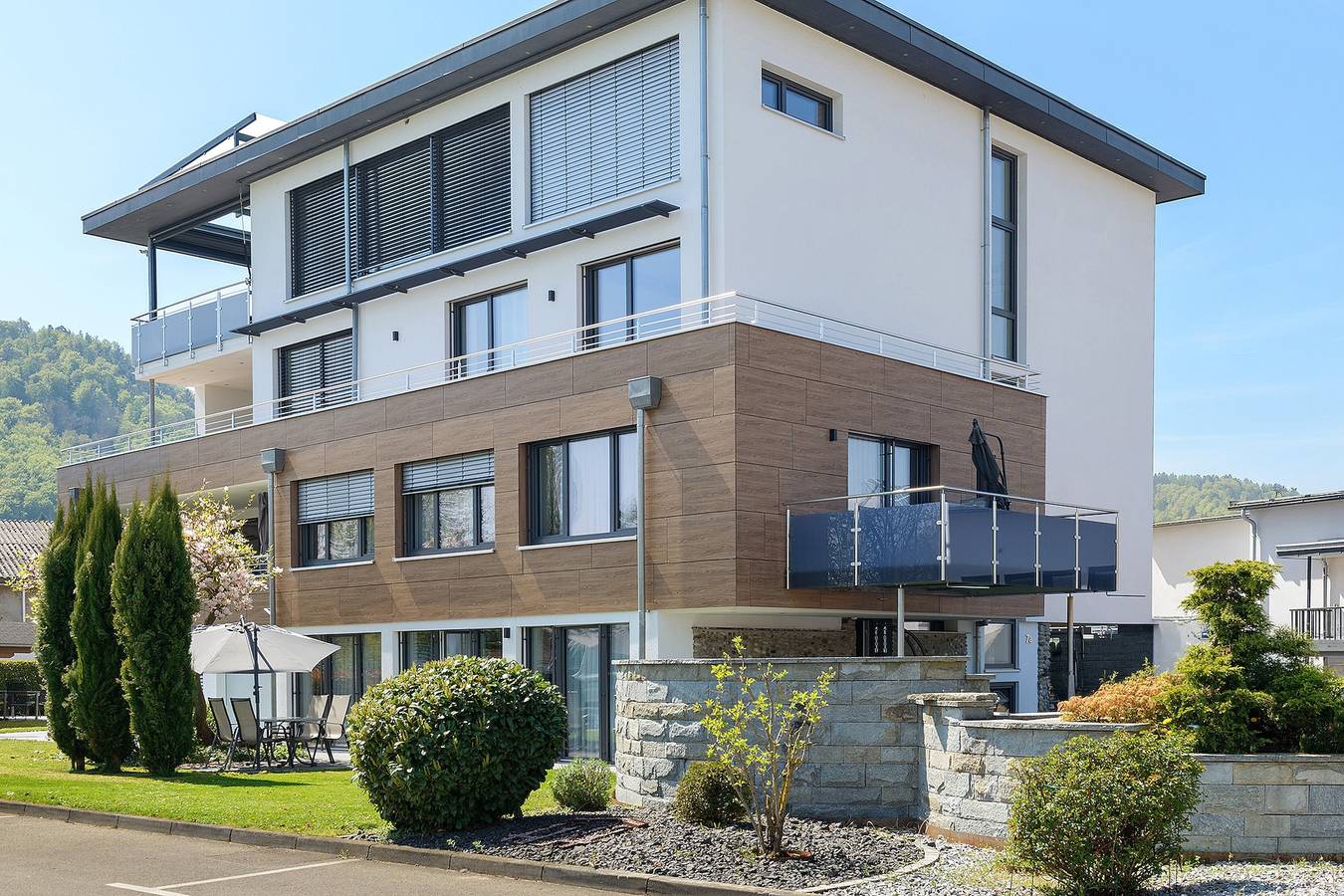 Ganze Wohnung, Deluxe-Apartment Aachhorn mit Seeblick, Balkon und Wi-Fi, mit Grillmöglichkeit, 65qm in Bodman in Bodman-Ludwigshafen, Obersee (Bodensee)