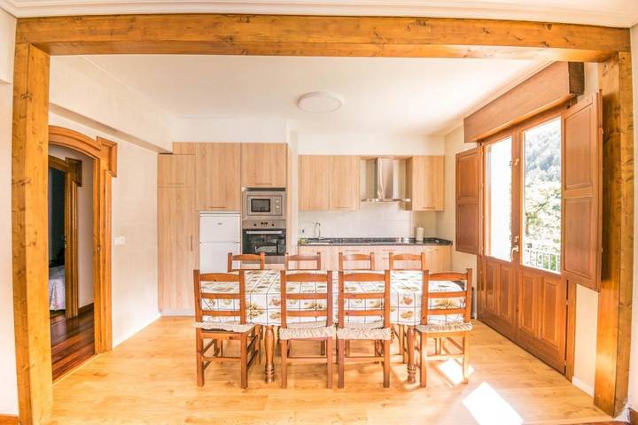 Casa rural para 8 personas, con balcón y vistas en Pirineo Navarro - 4