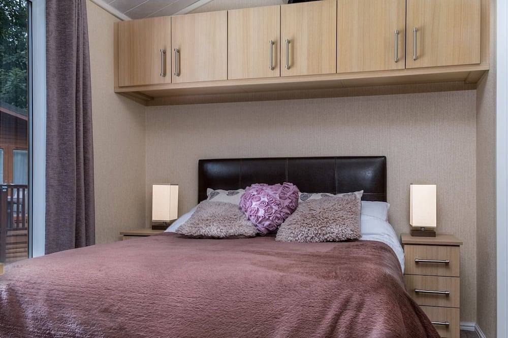 A beautiful Cabin on the 5 star White Cross Bay in a quiet area of the park - in White Cross Bay, Lake District