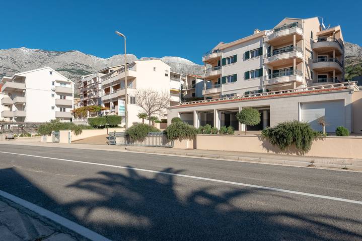 Ferienwohnung für 4 Personen, mit Ausblick und Balkon in Tucepi - 2