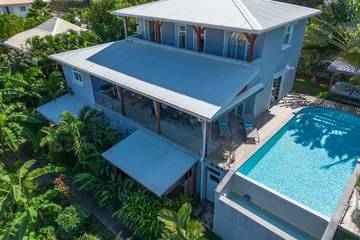 Location de vacances pour 10 personnes, avec jardin ainsi que piscine et terrasse à Les Anses-d'Arlet