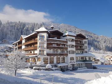 Hôtel pour 2 personnes, avec vue et jardin ainsi que piscine et sauna à Ried im Zillertal