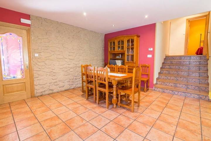 Casa rural para 8 personas, con vistas además de jardín y piscina en Pinares (Soria) - 3