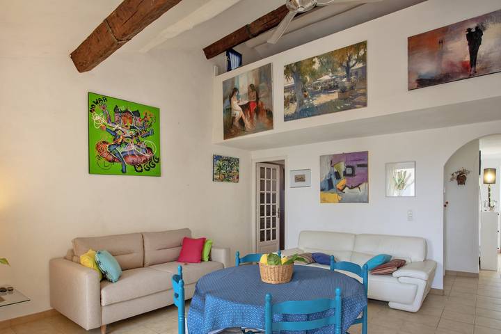Apartamento entero, Casa Erbalunga – Au cœur du village, proche du port et de la plage in Erbalunga, Brando