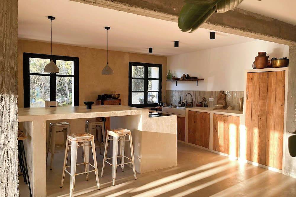 Ganze Wohnung, Mediterranes Haus zwischen Weinbergen und Meer in Caves, Mittelmeerküste (Frankreich)