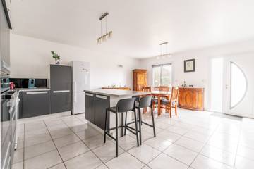 Maison De Vacances pour 8 Personnes dans La Plaine-sur-Mer, Région de Saint-Nazaire, Photo 3