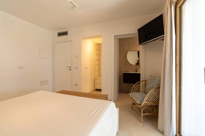 Villa "The Beach" con Vista Mare, Terrazza Condivisa e Wi-Fi in Pittulongu, Olbia