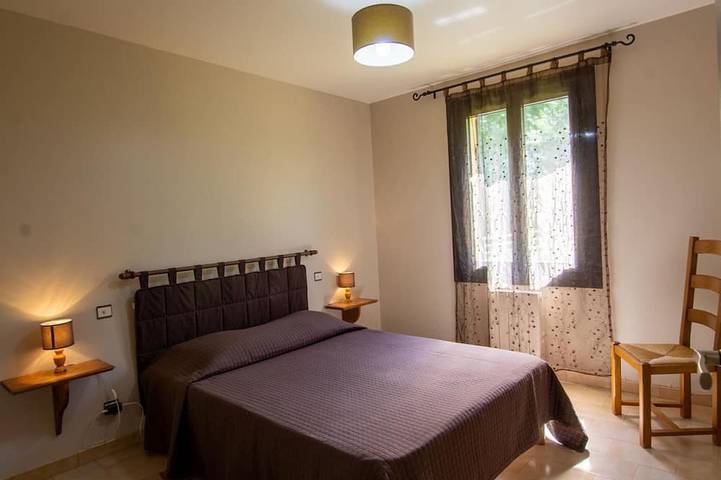 Gîte pour 5 personnes, avec jardin, animaux acceptés à Monplaisant - 2