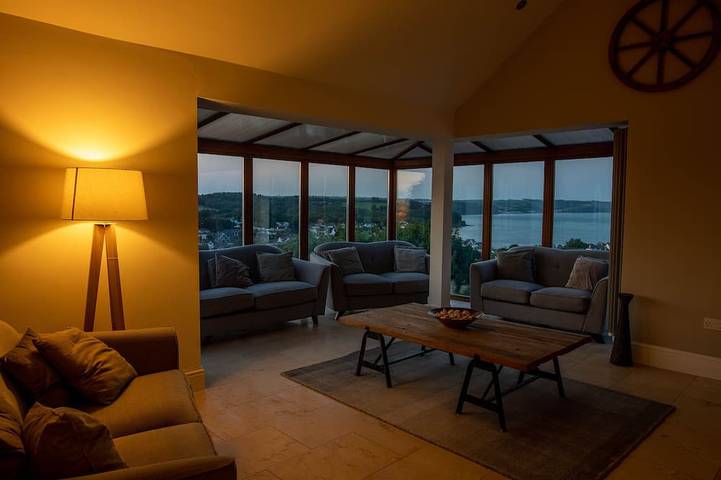 Ferienhaus für 10 Personen, mit Balkon in Südwales