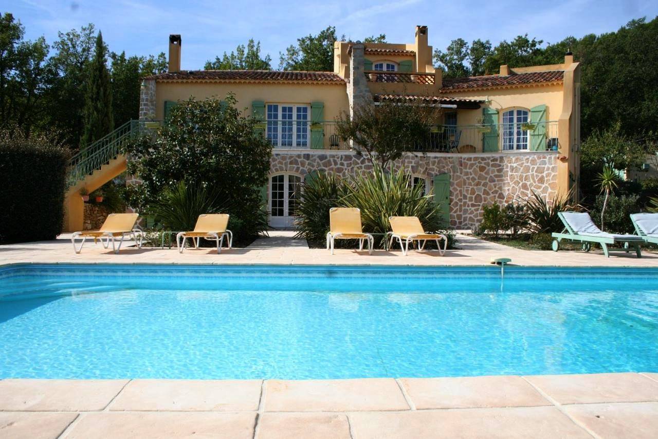 Double Room with Pool View in Trans-en-Provence, Région de Draguignan