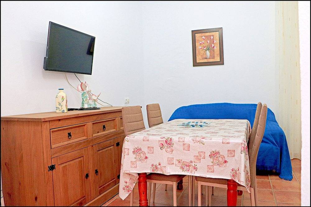 Entire apartment, Apartment Canalejas close to everything in Playa de Los Lances, Tarifa