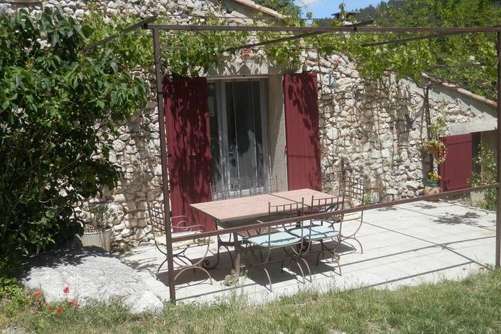 Gîte pour 5 personnes, avec Terrasse et Jardin