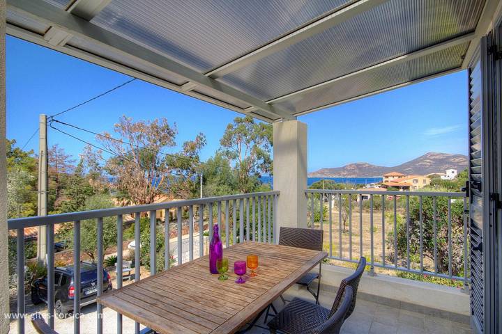 Gîte pour 2 personnes, avec Terrasse ainsi que Jardin et Vue