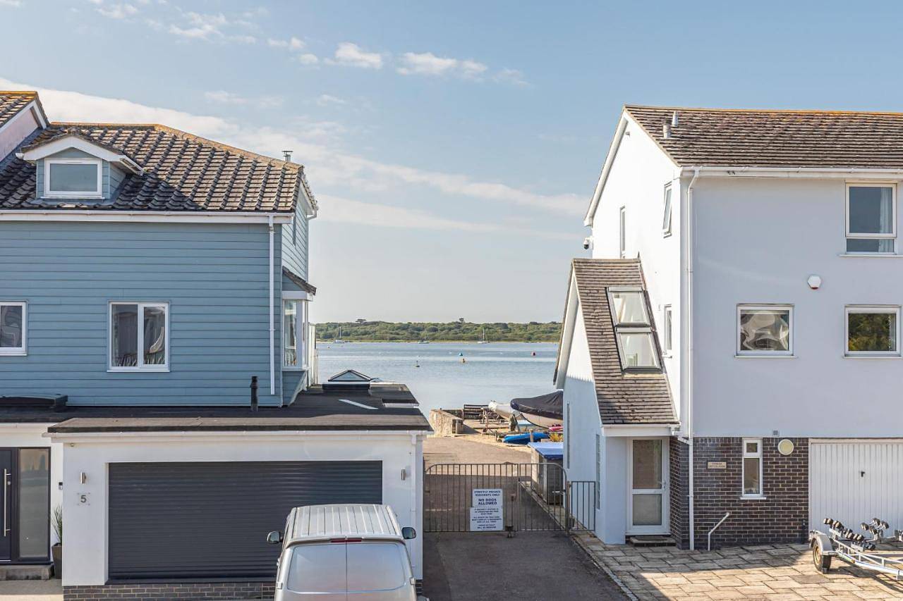 Beachside in Mudeford, Christchurch