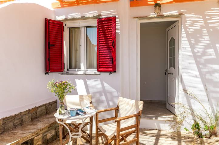 Location de vacances pour 2 personnes, avec jardin et balcon dans Tinos - 3