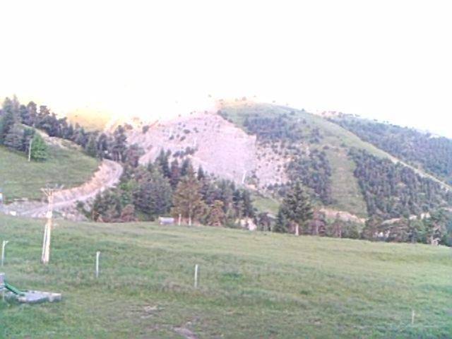Gîte pour 6 personnes, avec vue et piscine à Selonnet - 2